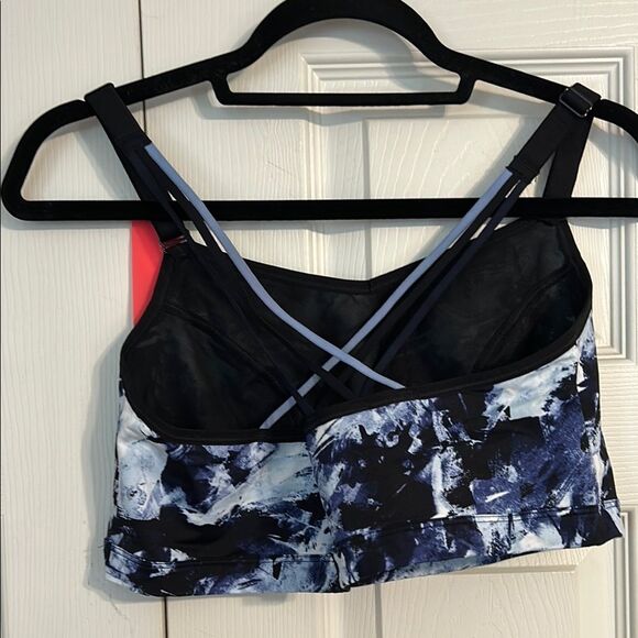 LIVI 18 20 NWT No-Wire Sports Bra Abstract Blue Black Comfot Yoga Low Impact - Picture 9 of 14